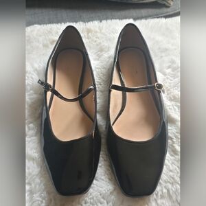 Ann Taylor Loft Black Patent Mary Jane Shoes, Size 8.5